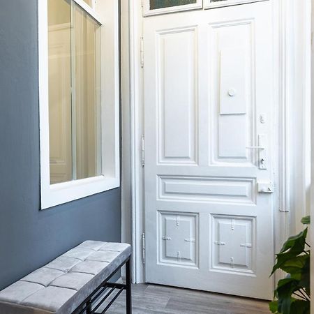 Stylish 1 Bedroom Apartment Near Hannovamarkt เวียนนา ภายนอก รูปภาพ