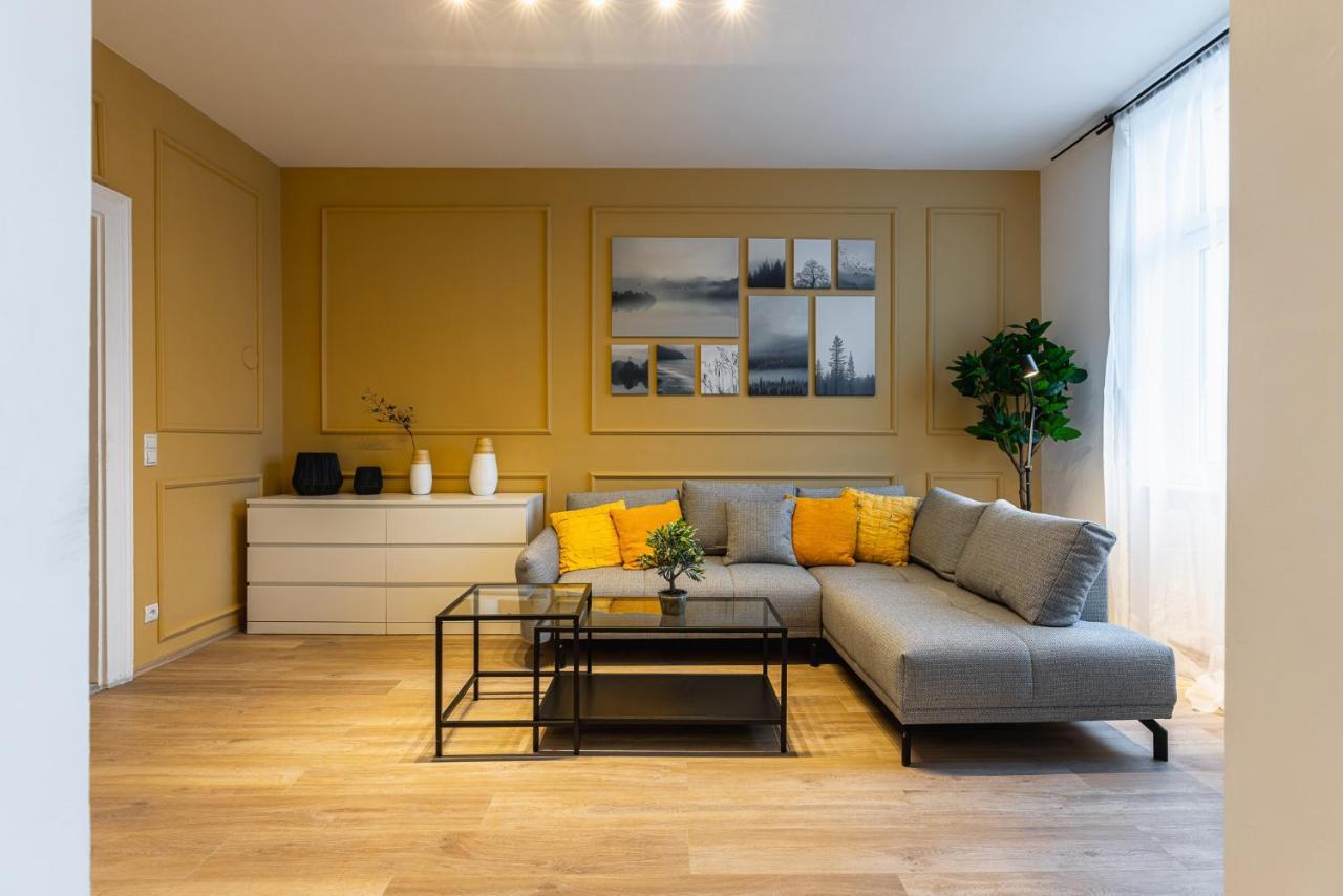 Stylish 1 Bedroom Apartment Near Hannovamarkt เวียนนา ภายนอก รูปภาพ