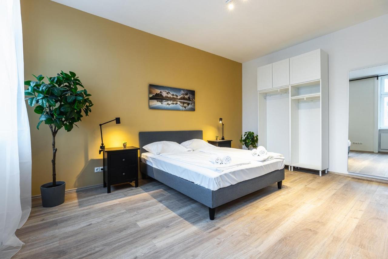 Stylish 1 Bedroom Apartment Near Hannovamarkt เวียนนา ภายนอก รูปภาพ